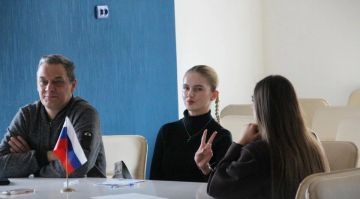 Командный квиз ко Дню воссоединения прошел в Мелитополе