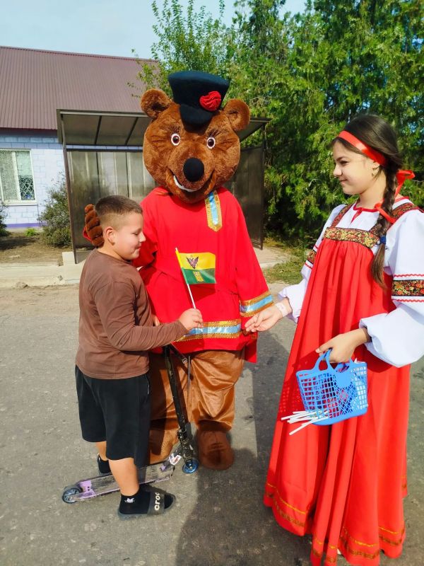 Сегодня, 30 сентября, вся Запорожская область отмечает один из самых значимых и радостных праздников — День воссоединения нашего родного края с Российской Федерацией! Сегодня, 30 сентября, вся Запорожская область отмечает один из самых значимых и радостных праздников — День воссоединения нашего родного края с Российской Федерацией!