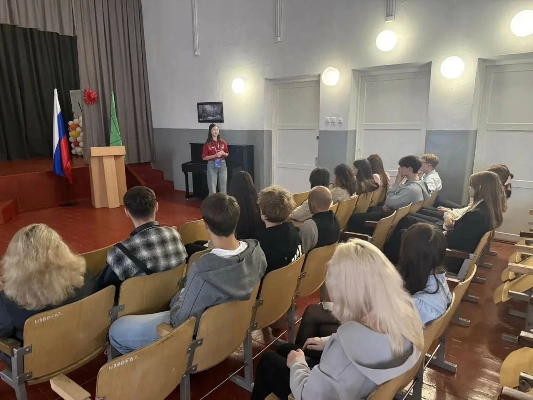 ЭКСКЛЮЗИВ В Запорожской области прошли лекции от Общества «Знание» ЭКСКЛЮЗИВ В Запорожской области прошли лекции от Общества «Знание»