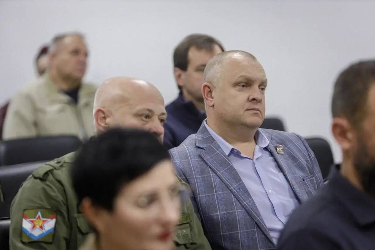 Евгений Балицкий: Провёл совещание с главами городских и муниципальных округов Запорожской области Евгений Балицкий: Провёл совещание с главами городских и муниципальных округов Запорожской области