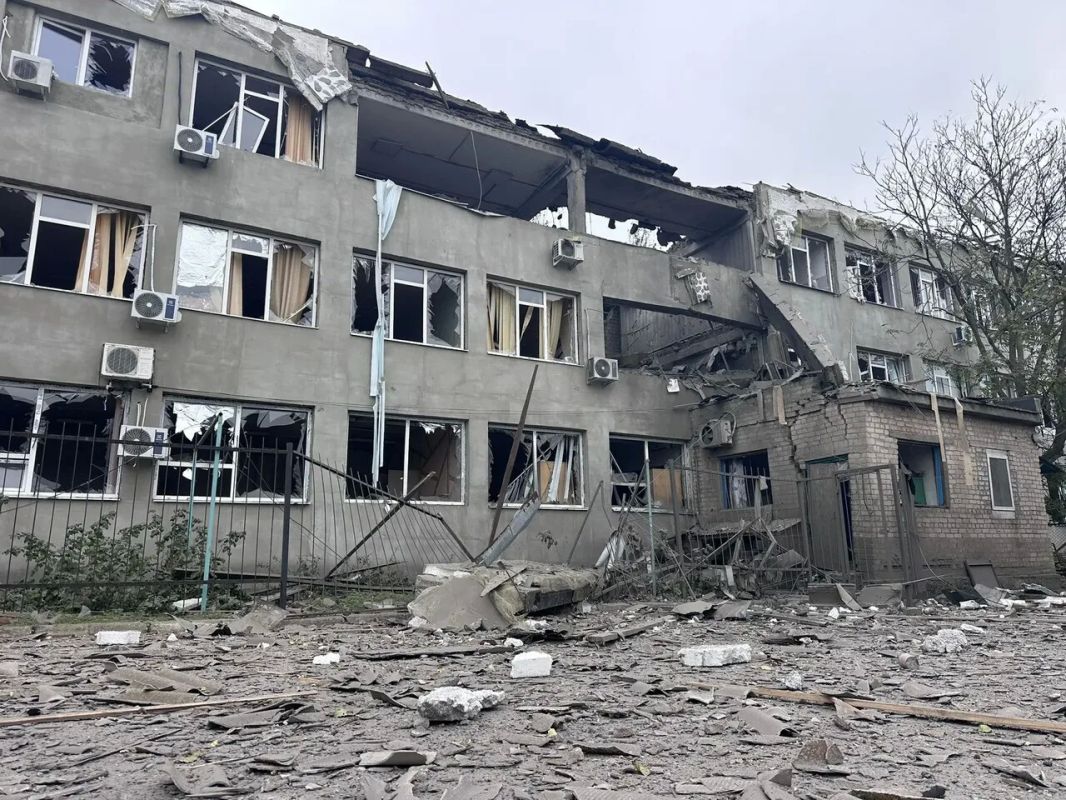 МелГУ подвергся атаке украинских беспилотников МелГУ подвергся атаке украинских беспилотников