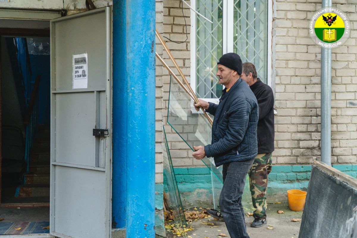 Сергей Золотарёв: Продолжается ликвидация последствий ночных ударов противника Сергей Золотарёв: Продолжается ликвидация последствий ночных ударов противника